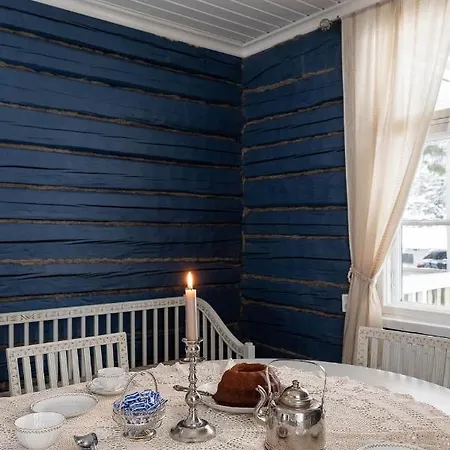 Villa Maalaishuvila Wanha Virkailija Iittala Hameenlinna