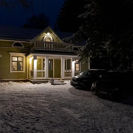 Maalaishuvila Wanha Virkailija Iittala * Hämeenlinna