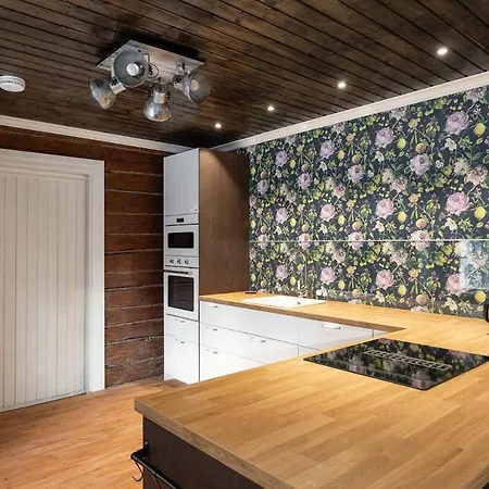 Villa Maalaishuvila Wanha Virkailija Iittala Hämeenlinna