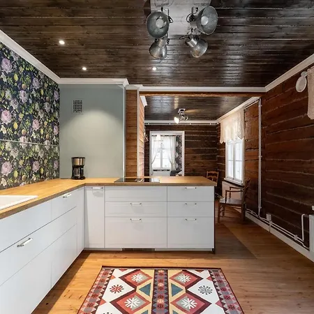 Villa Maalaishuvila Wanha Virkailija Iittala Hameenlinna