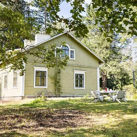 Maalaishuvila Wanha Virkailija Iittala