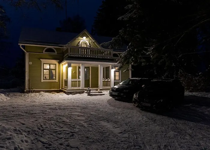 Maalaishuvila Wanha Virkailija Iittala * Hämeenlinna