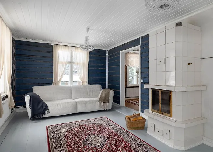 Maalaishuvila Wanha Virkailija Iittala Villa Hämeenlinna